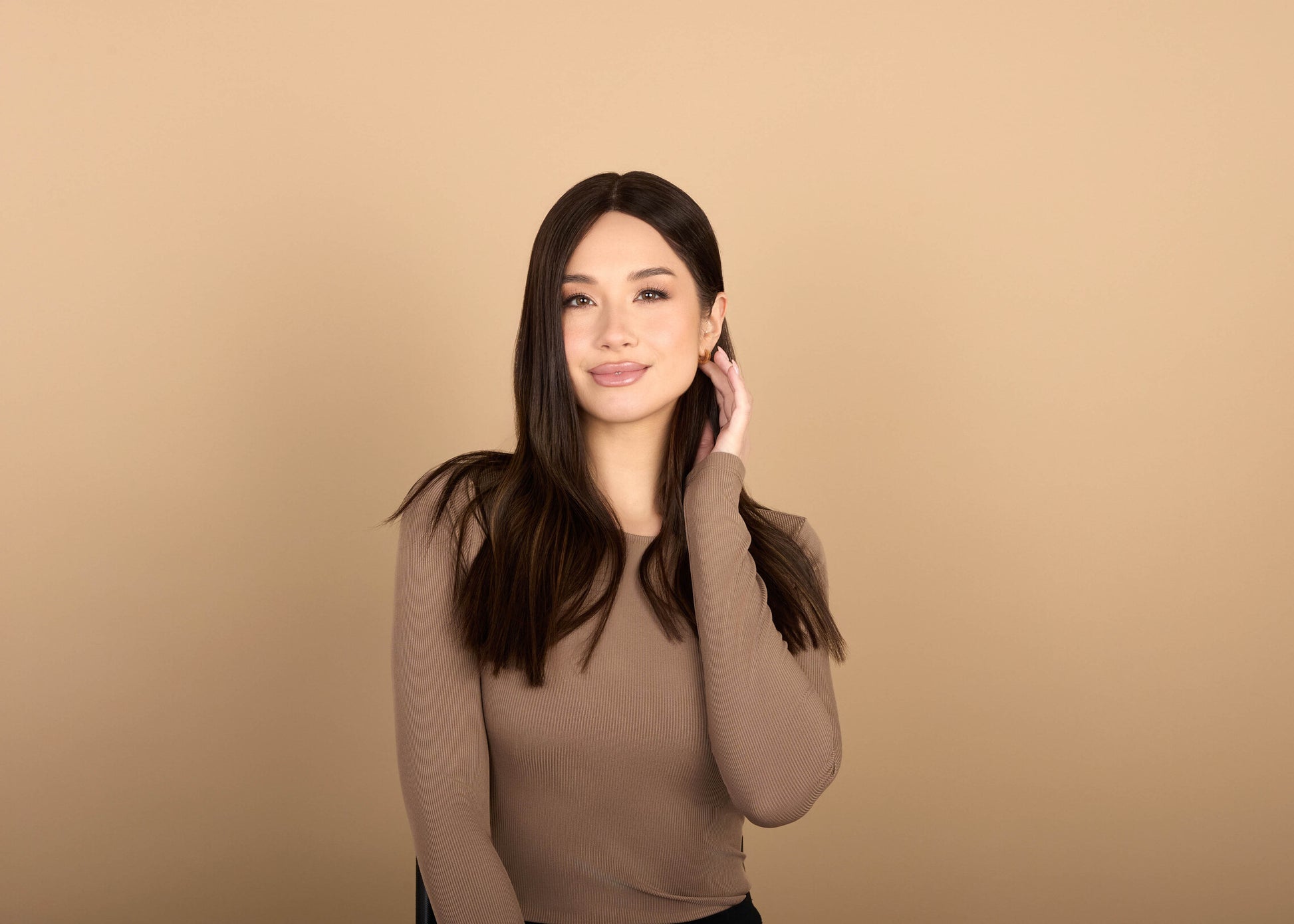 Model wearing 19" Juliette