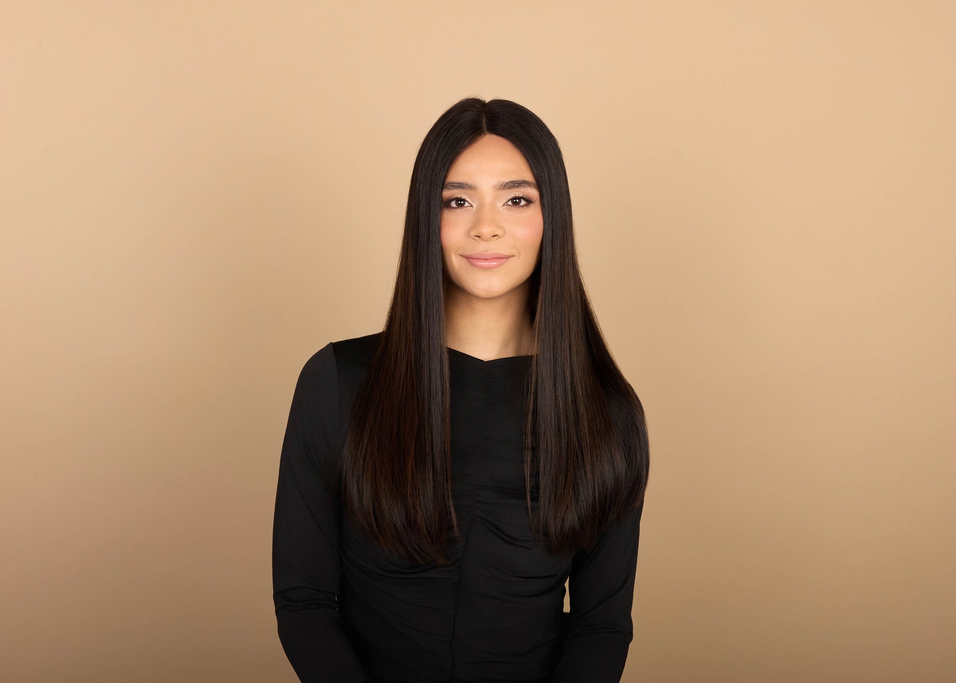 Model wearing 22" Lana